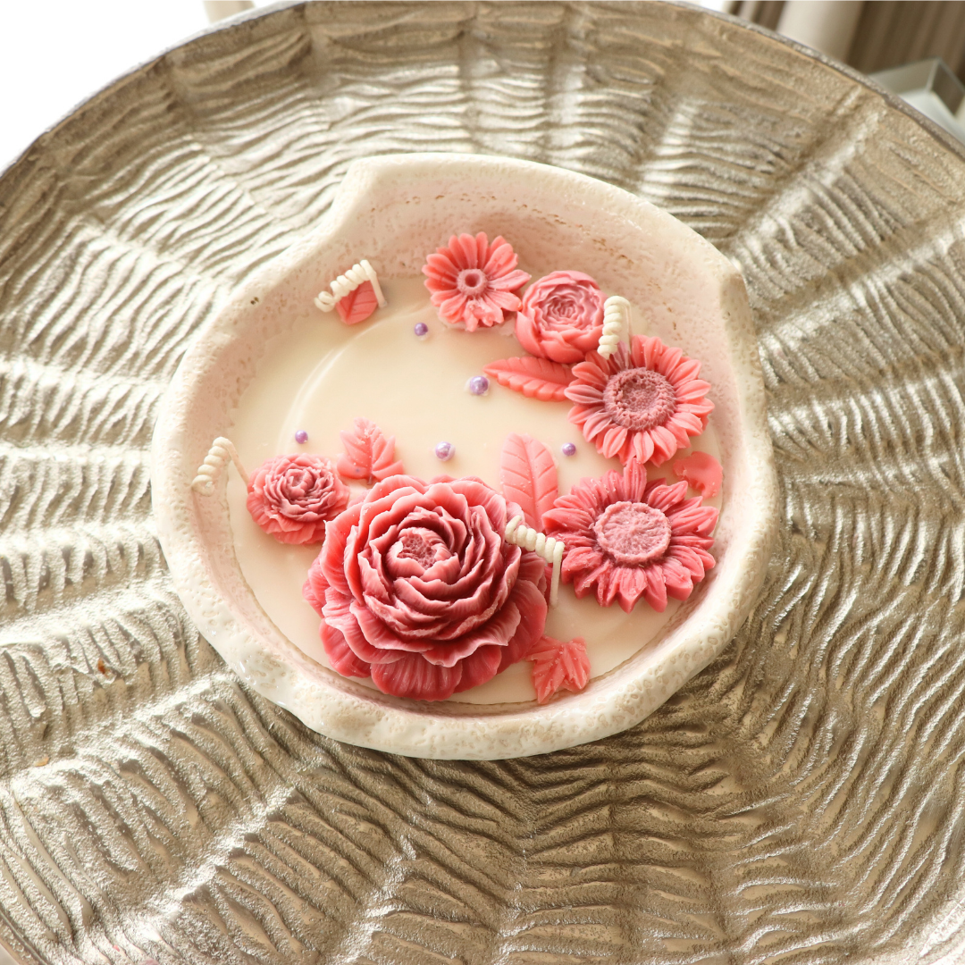 Petal Embrace Candle