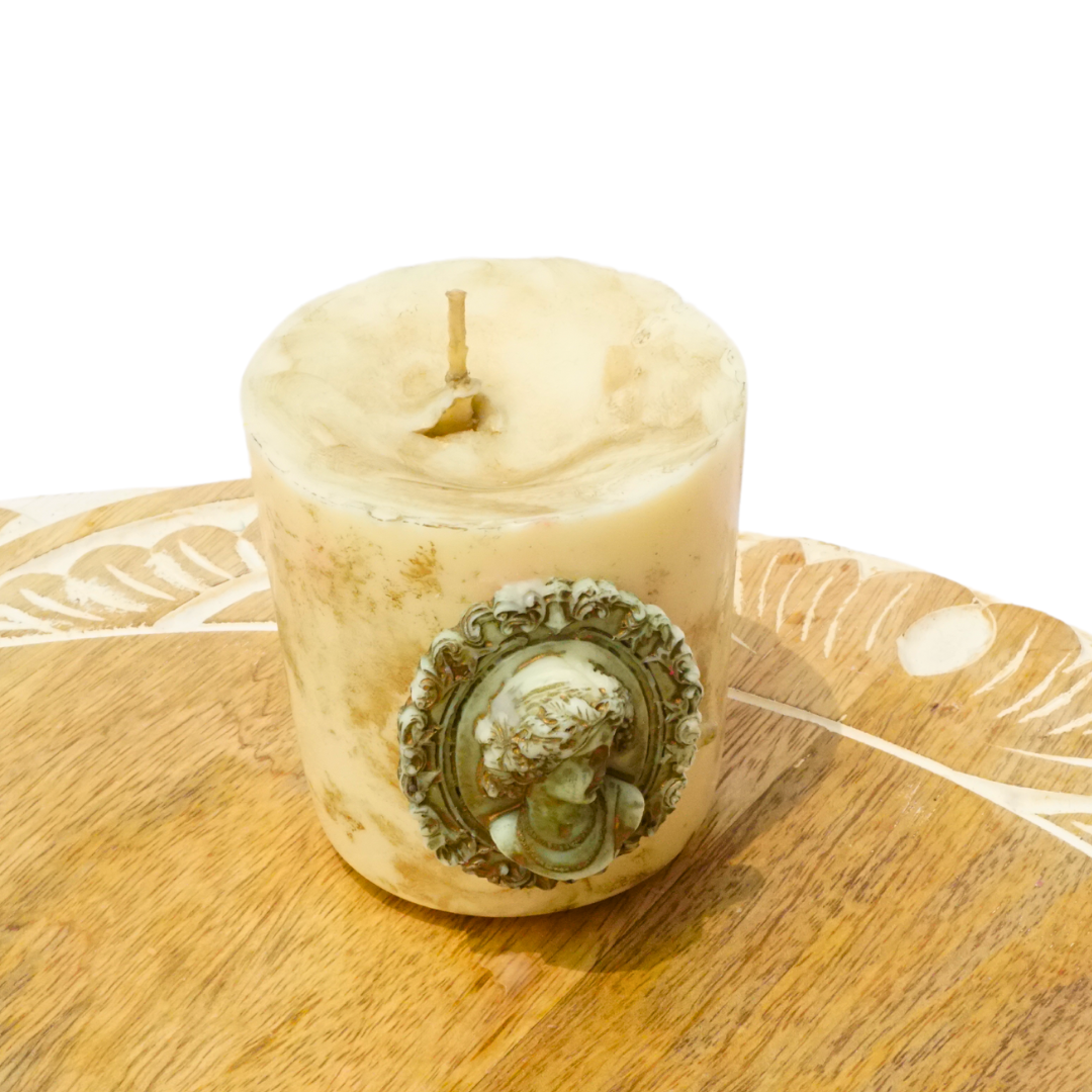 Rustic Crest Candle