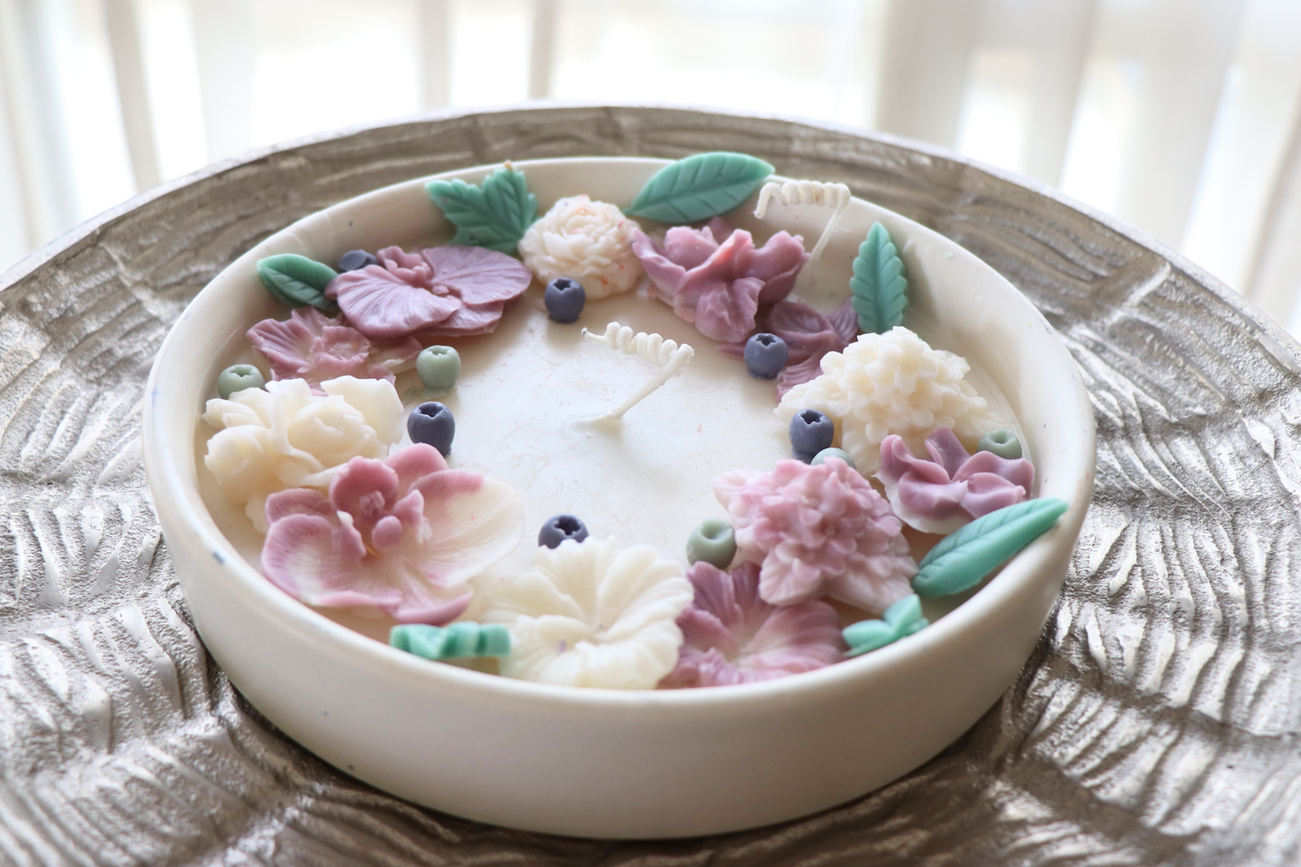 Lavender Leaf Plate