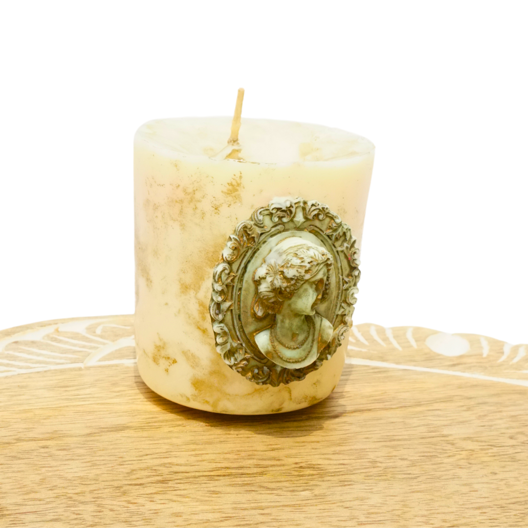 Rustic Crest Candle