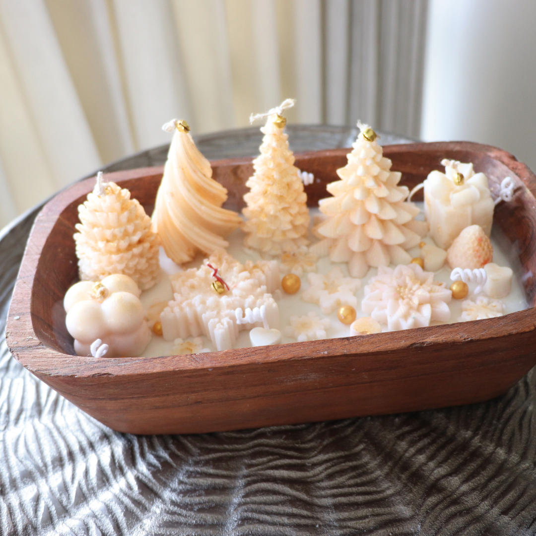 Golden Noel Candle