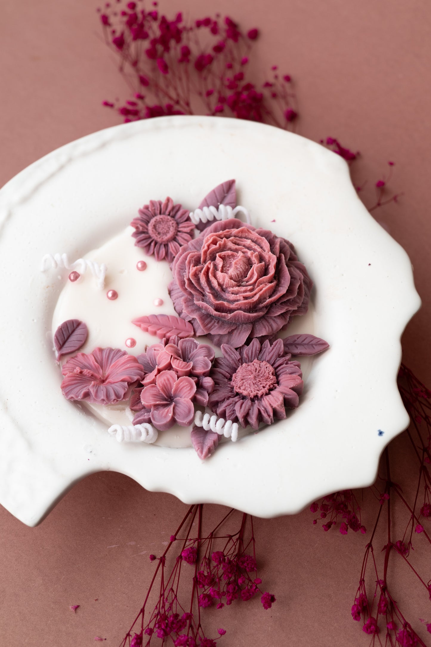 Blushed Bloom Shell Candle