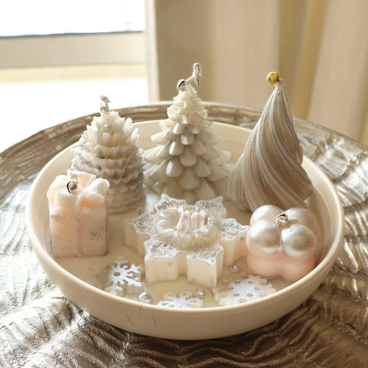 Frosted Elegance Candle