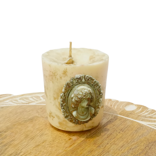 Rustic Crest Candle