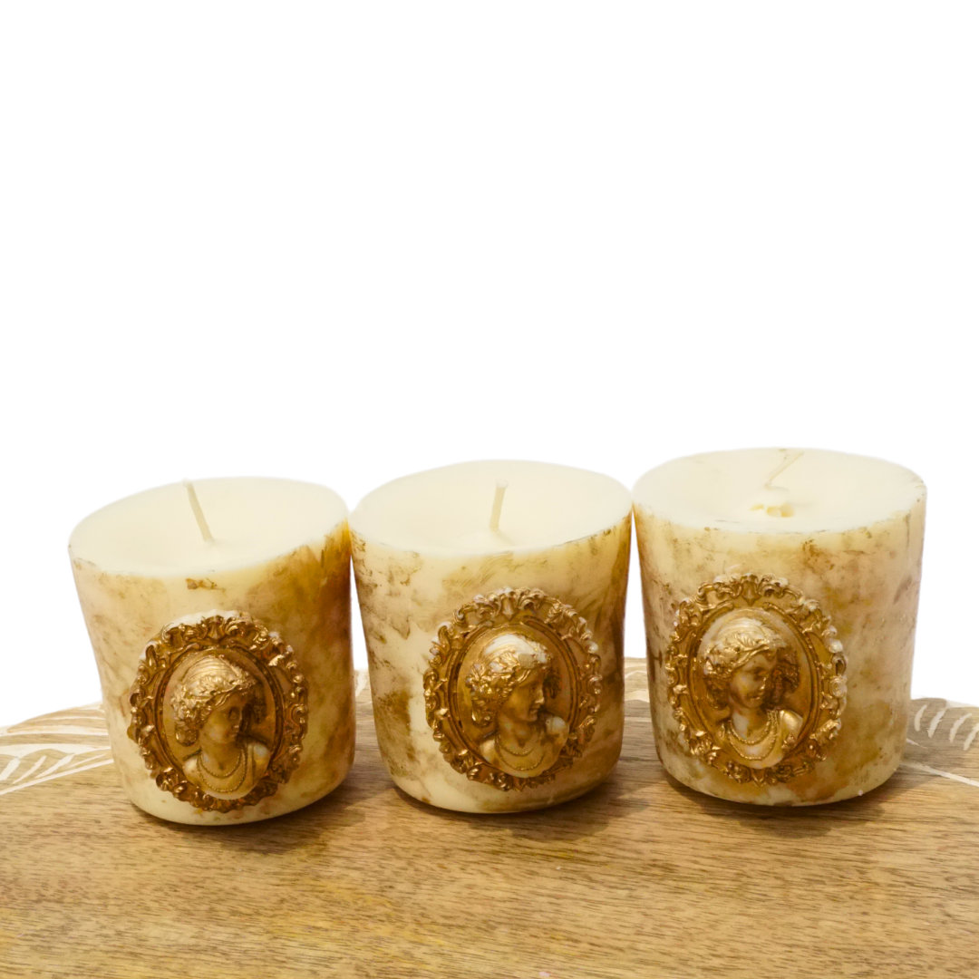 Heritage Emblem Candles