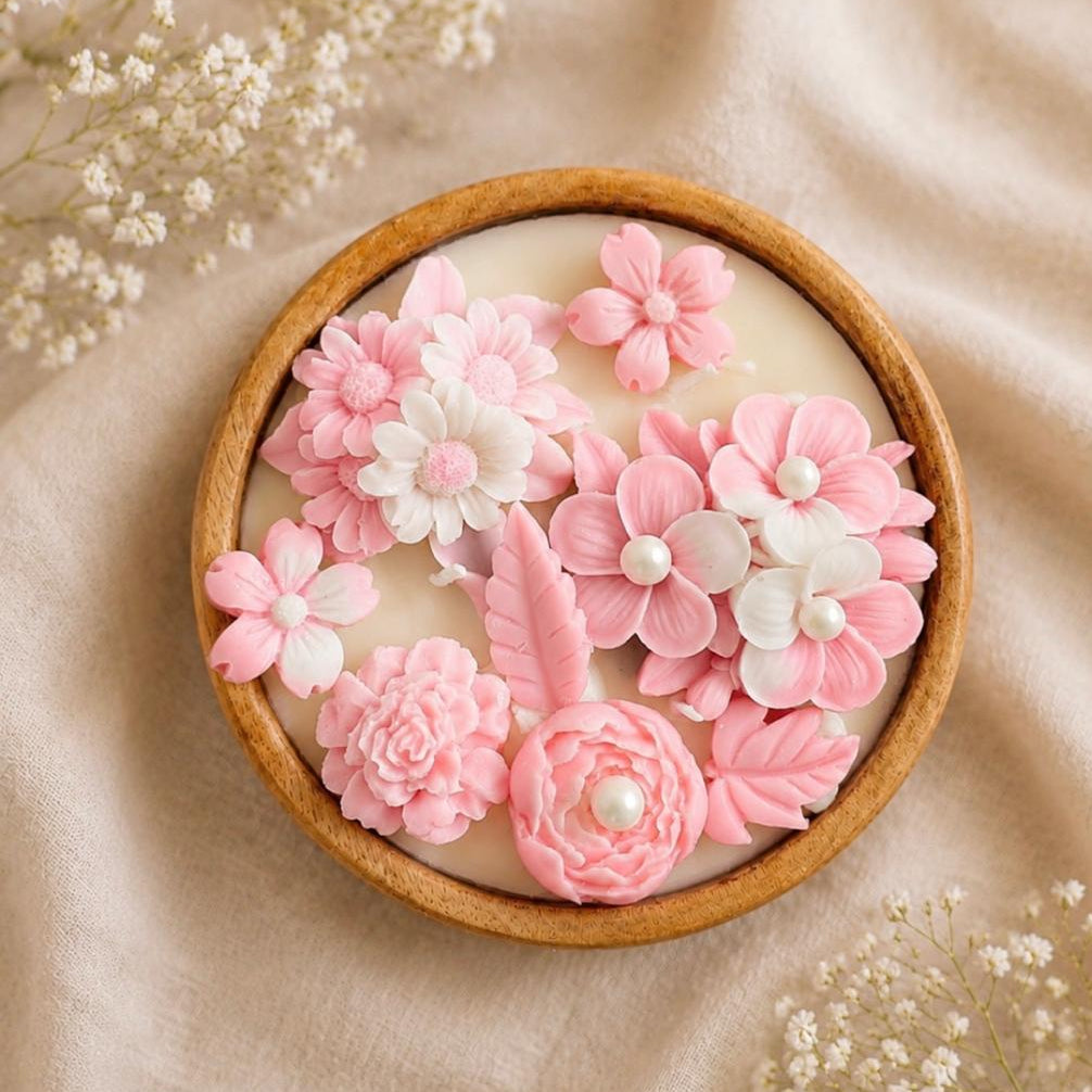 Sakura Blush & Pearl Wooden Urn Candle