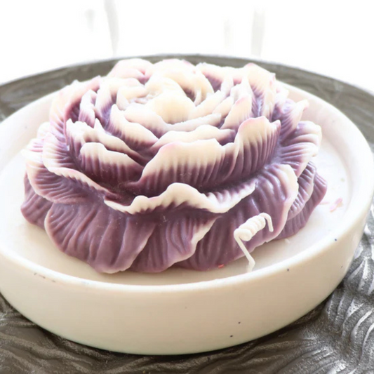 Lilac Whisper Bloom Candle